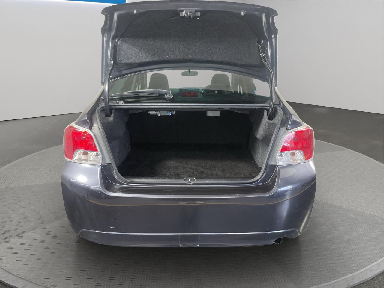 2012 Subaru Impreza G4 4WD 1.6i-L Sedan AWD + MAG WHEELS