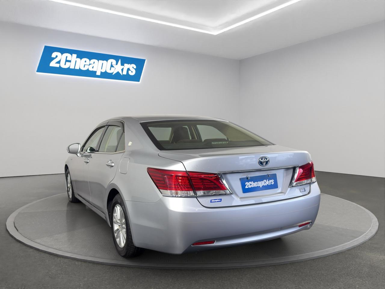 2013 Toyota Crown Royal Sedan CRUISE CONTROL + PUSH SRART + AUTO LIGHTS