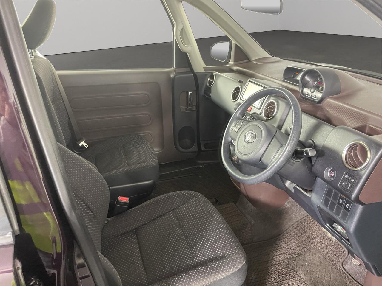 2014 Toyota SPADE 1.5F Hatchback REVERSING CAMERA + PUSH BUTTON START + AUTO LIGHTS