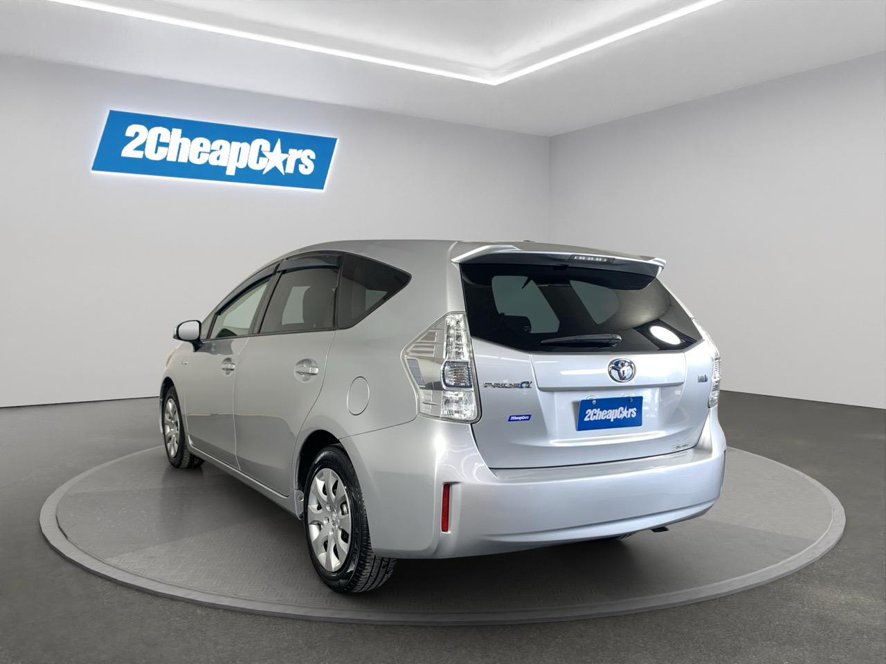 2014 Toyota Prius Alpha Hybrid Station Wagon PUSH BUTTON START + AUTO LIGHTS + GREAT SPACE