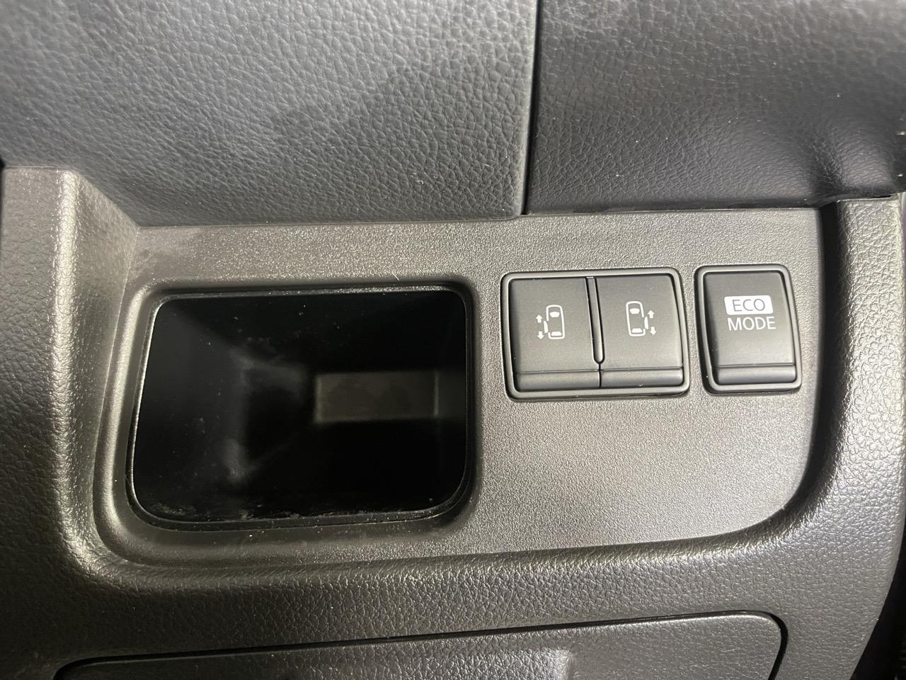 2012 Nissan Serena Hybrid Highway Star People Mover ELECTRIC SLIDING DOORS + REVERSING CAMERA