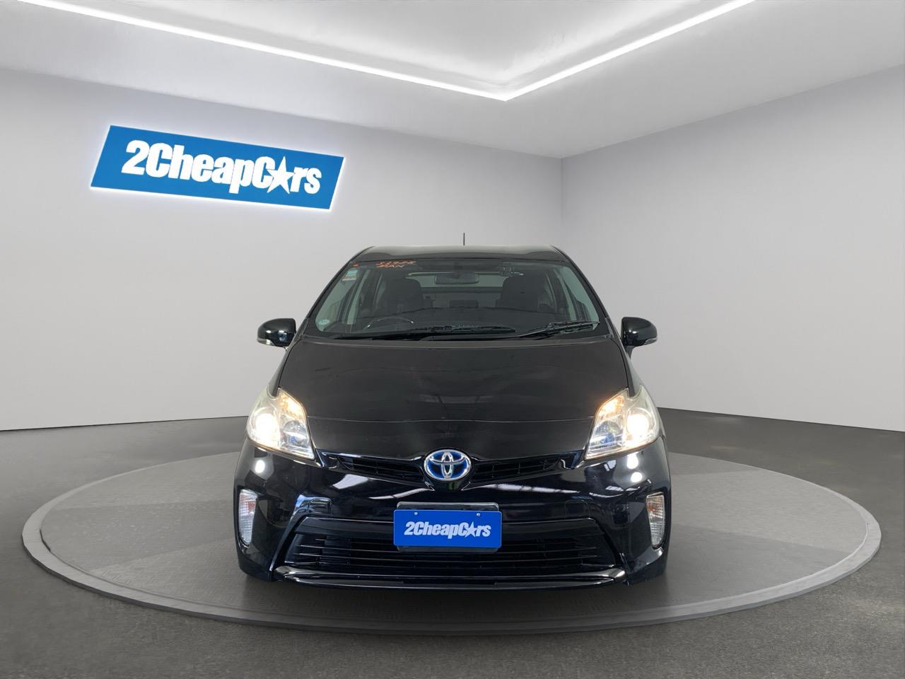 2014 Toyota Prius G Hatchback REVESING CAMERA + CRUISE CONTROL