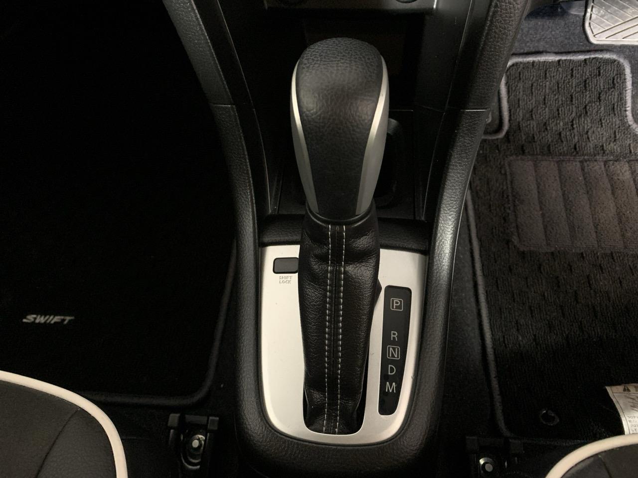 2016 Suzuki Swift STYLE DJE Hatchback CRUISE CONTROL + HEATED SEATS + TIPTRONIC