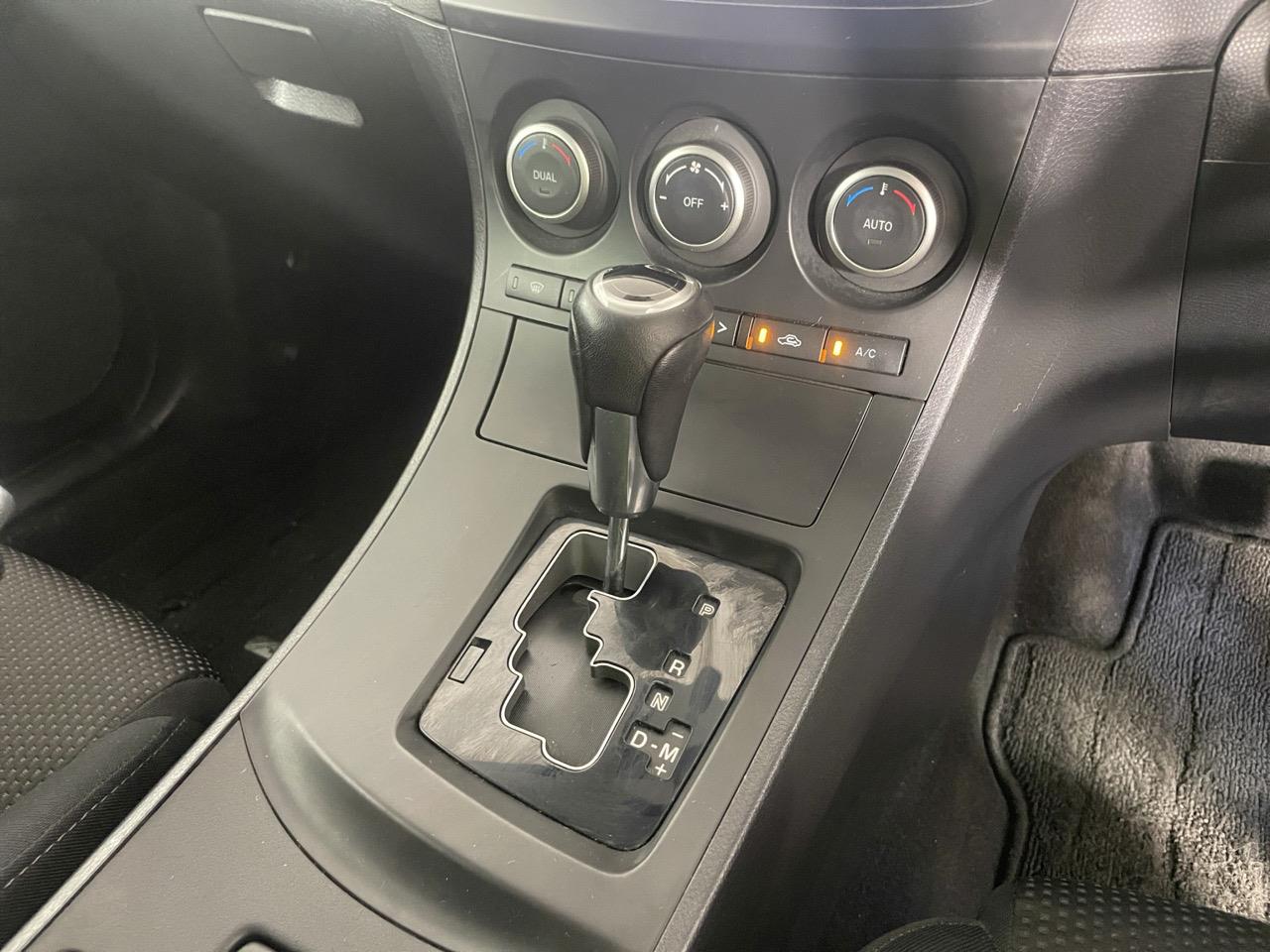 2012 Mazda Axela 3 Sport 2.0S Hatchback AUTO LIGHTS + PUSH START + PADDLE SHIFT