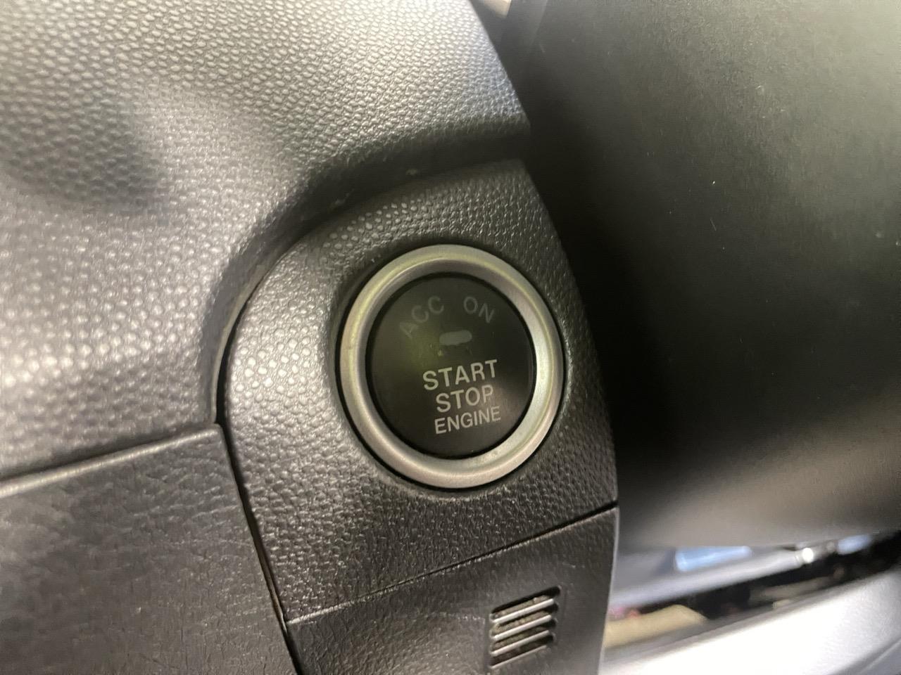 2012 Mazda Axela 3 Sport 2.0S Hatchback AUTO LIGHTS + PUSH START + PADDLE SHIFT