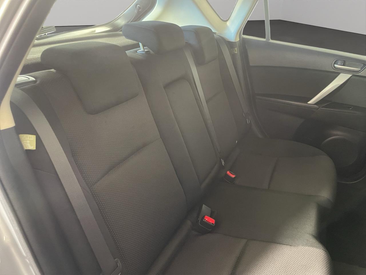 2012 Mazda Axela 3 Sport 2.0S Hatchback AUTO LIGHTS + PUSH START + PADDLE SHIFT