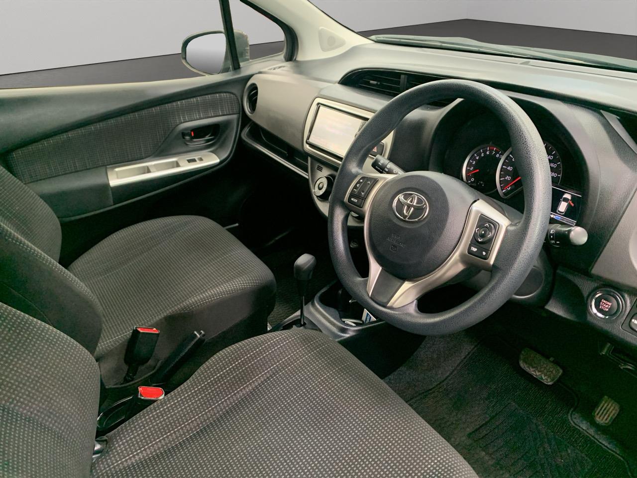 2015 Toyota Vitz Yaris F Hatchback LOW KM + PUSH START + REVESING CAMERA