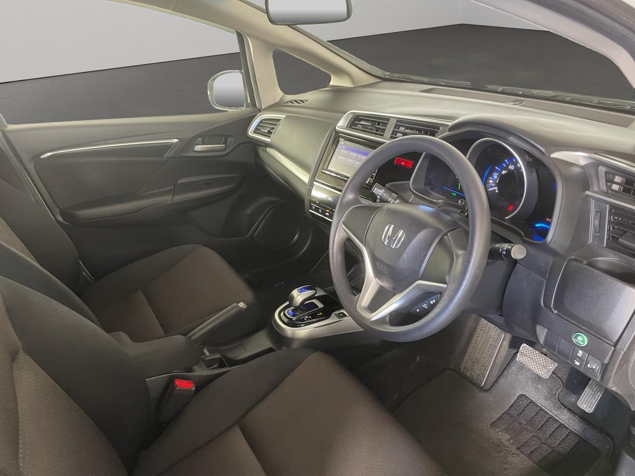 2014 Honda Fit Jazz Hybrid New Shape Hatchback PUSH BUTTON START + GREAT FUEL EFFICIENCY