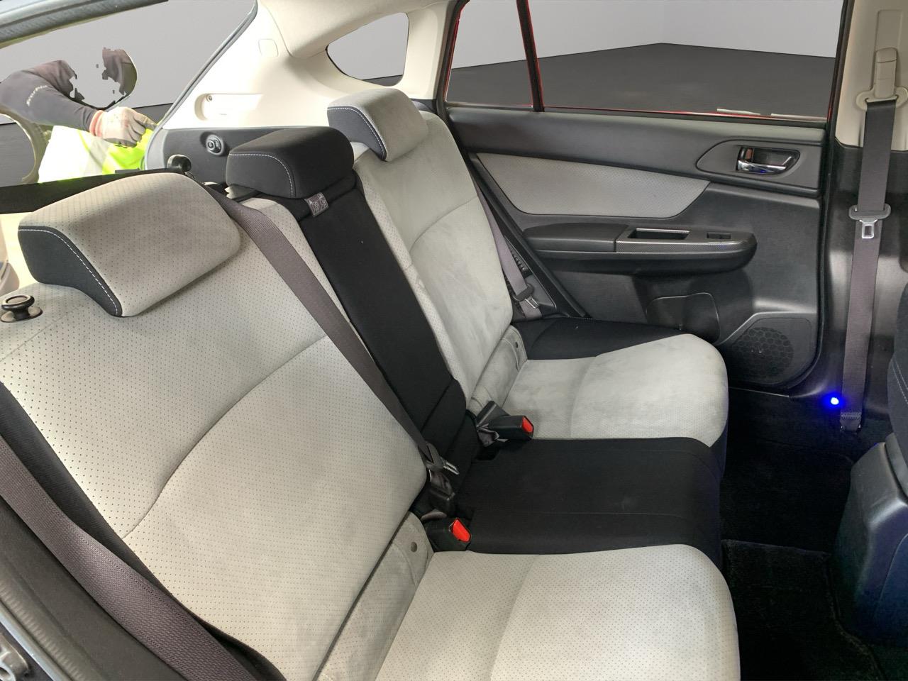 2014 Subaru XV HYBRID 2.0 L EYESIGHT AWD RV/SUV AWD + CRUISE CONTROL + POWER ADJUSTMENT SEATS