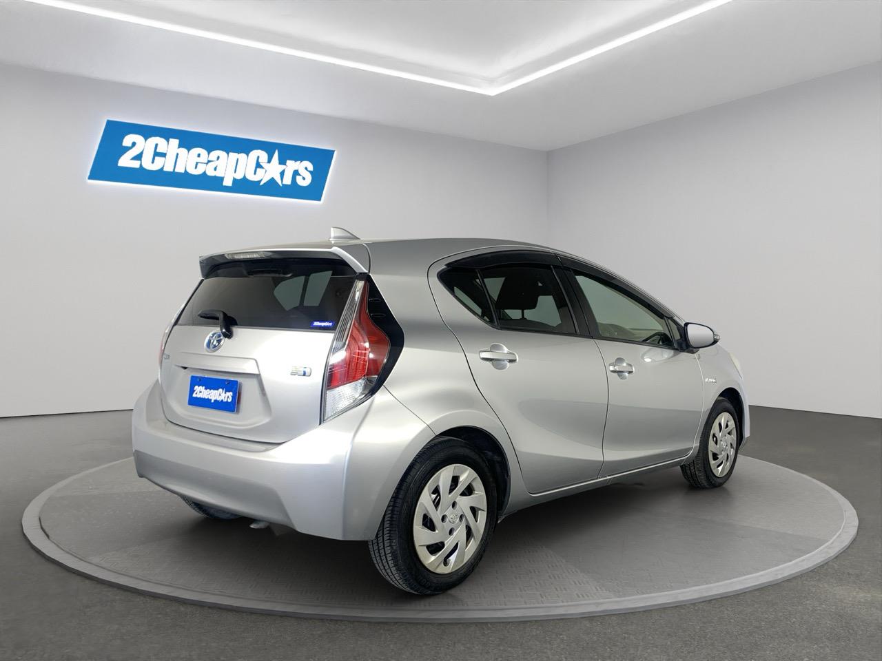 2015 Toyota Aqua Facelift Model G Hatchback PUSH BUTTON START + AUTO LIGHTS + REVERSING CAMERA
