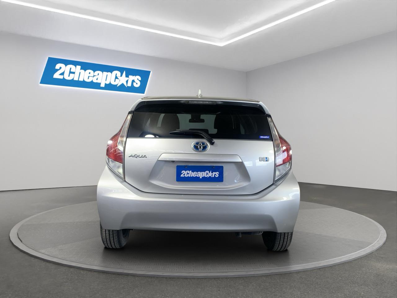 2015 Toyota Aqua Facelift Model G Hatchback PUSH BUTTON START + AUTO LIGHTS + REVERSING CAMERA