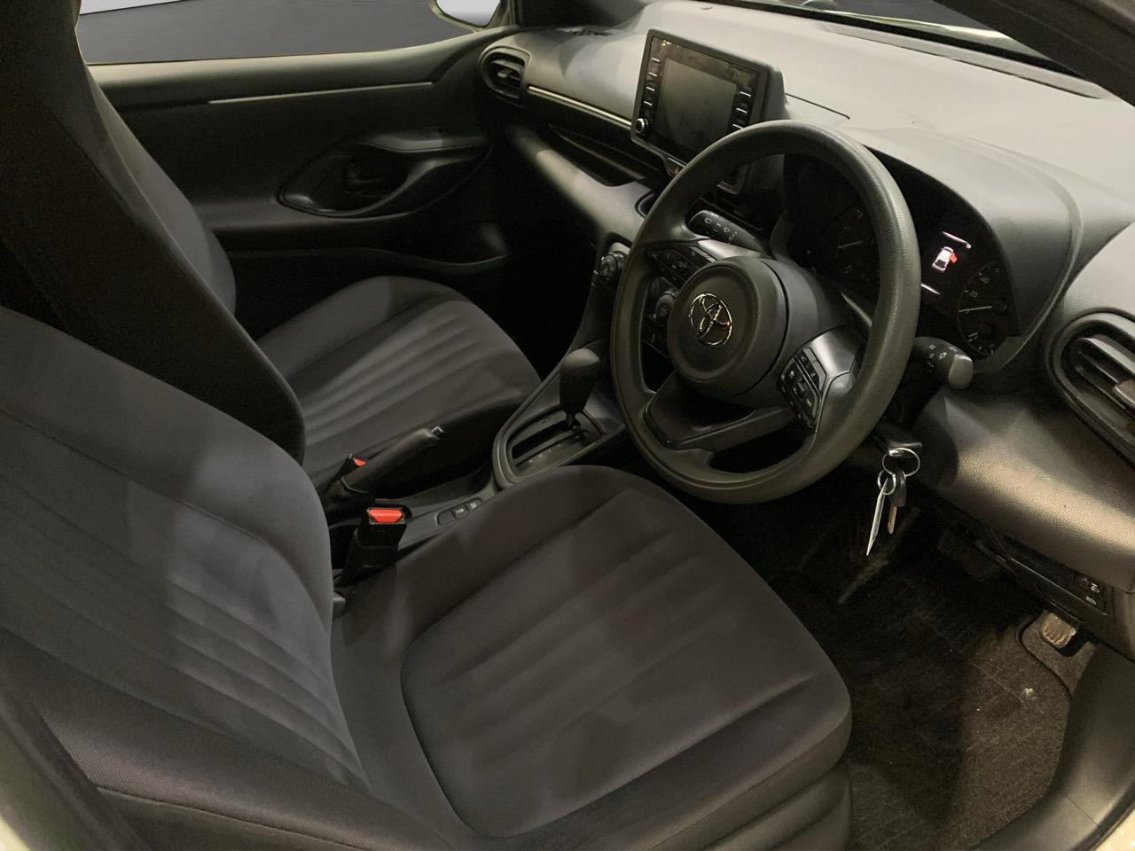 2020 Toyota Yaris Vitz X Late Shape Hatchback CRUISE CONTROL + REVERSING CAMERA + AUTO LIGHTS