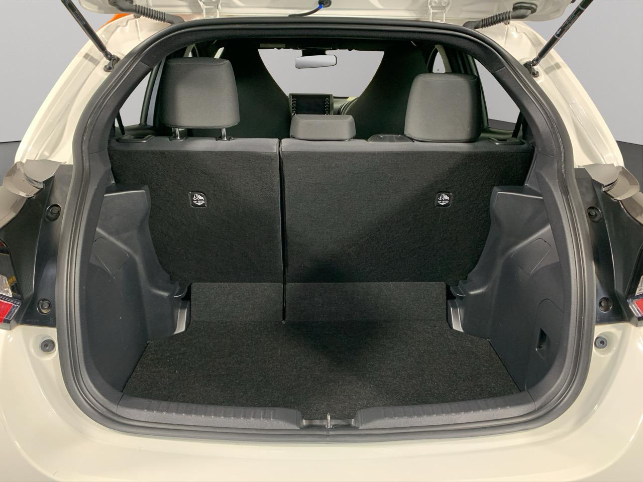 2020 Toyota Yaris Vitz X Late Shape Hatchback CRUISE CONTROL + REVERSING CAMERA + AUTO LIGHTS