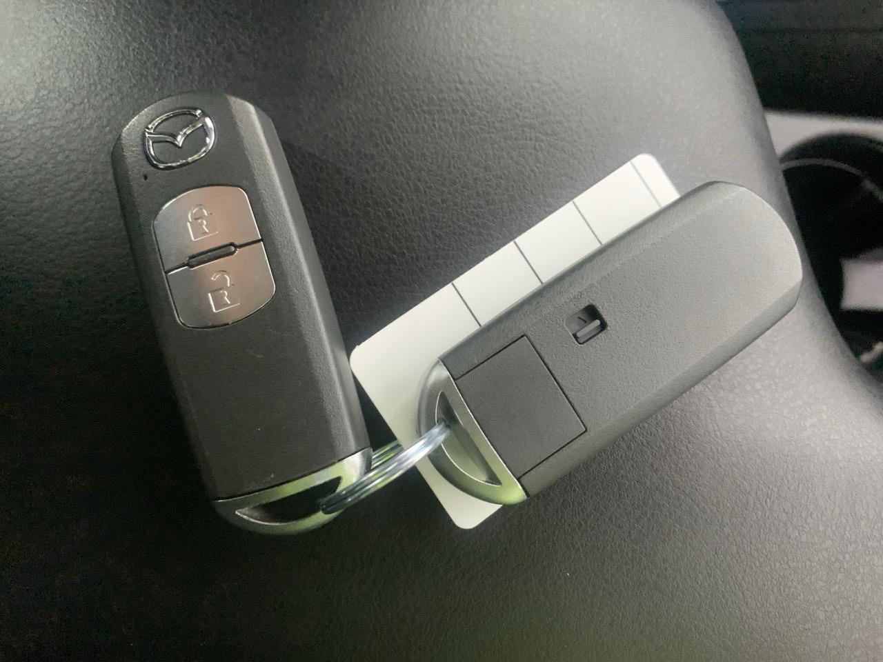 2016 Mazda CX-5 20 S SKYACTIVE RV/SUV LOW KM + PARKING SENSORS + REVESING CAMERA