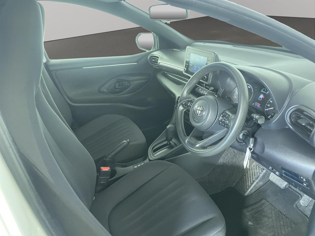 2020 Toyota Yaris Hybrid Late Shape Hatchback CRUISE CONTROL + AUTO LIGHTS + PUSH START