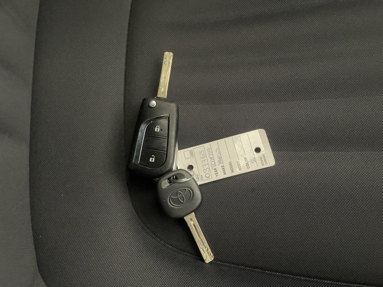 2020 Toyota Yaris Hybrid Late Shape Hatchback CRUISE CONTROL + AUTO LIGHTS + PUSH START