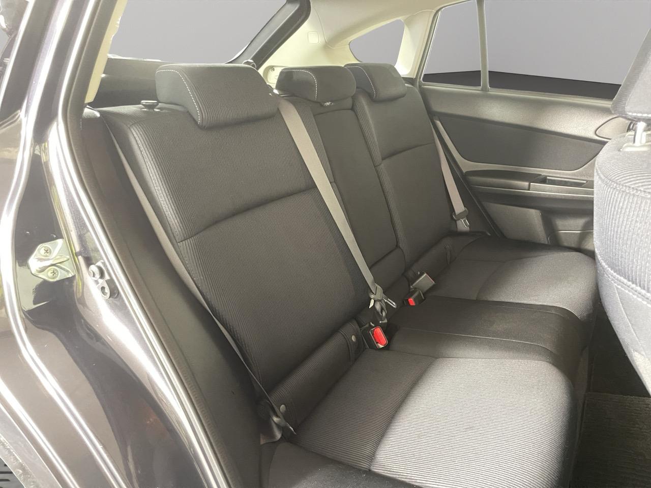 2012 Subaru Impreza SPORT 2.0S AWD Hatchback AWD + REVERSING CAMERA + AUTO LIGHTS