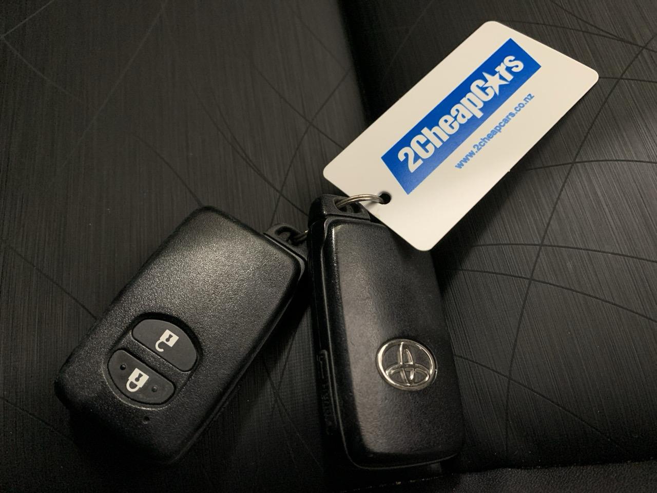 2017 Toyota Aqua Facelift Model G Black Soft Leather Selection Hatchback LOW KM + CRUISE CONTROL + REVERSING CAMERA