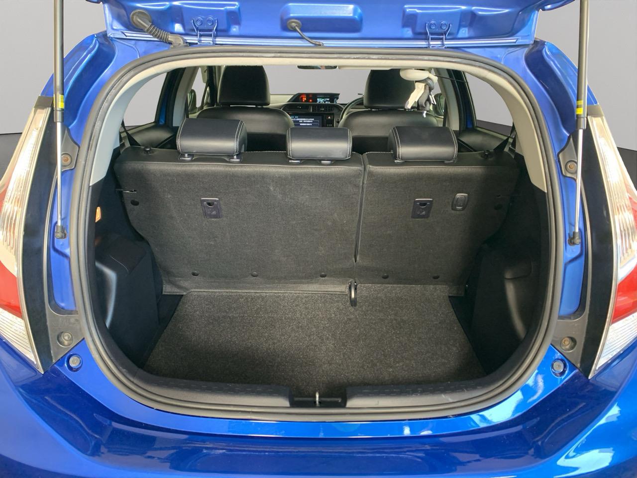 2017 Toyota Aqua Facelift Model G Black Soft Leather Selection Hatchback LOW KM + CRUISE CONTROL + REVERSING CAMERA