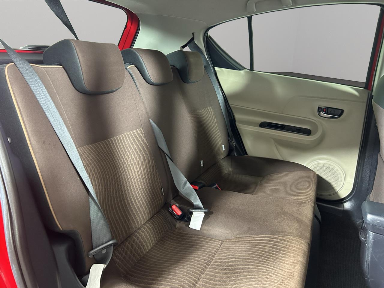 2012 Toyota Aqua G Hatchback REVERSING CAMERA + PUSH BUTTON START + AUTO LIGHTS