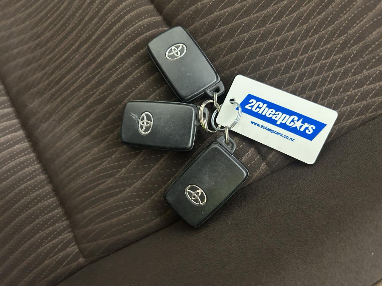 2012 Toyota Aqua G Hatchback REVERSING CAMERA + PUSH BUTTON START + AUTO LIGHTS