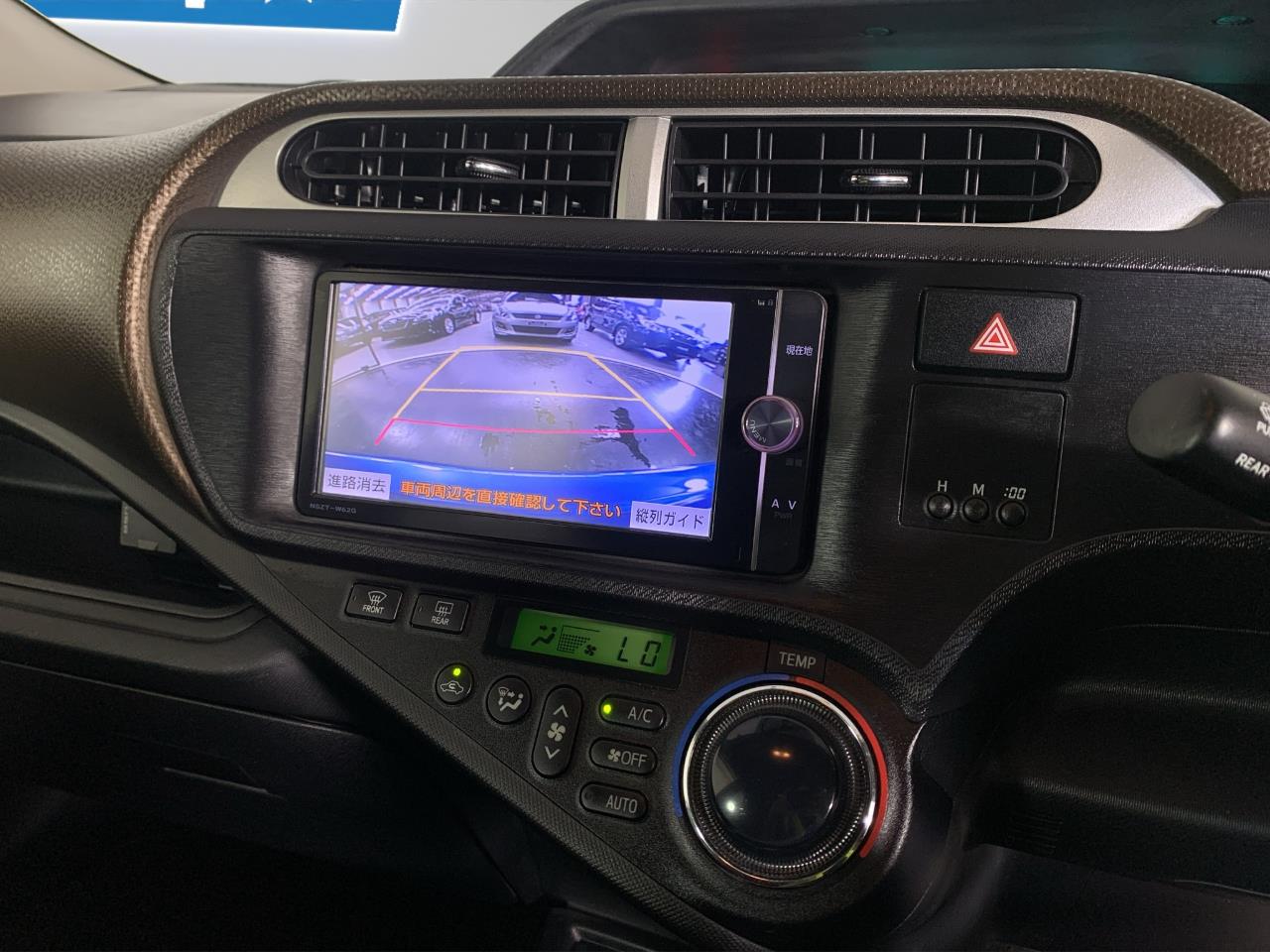 2013 Toyota Aqua G  SEE US FOR FINANCE! BUY NOW PAY IN 6 MONTHS!*