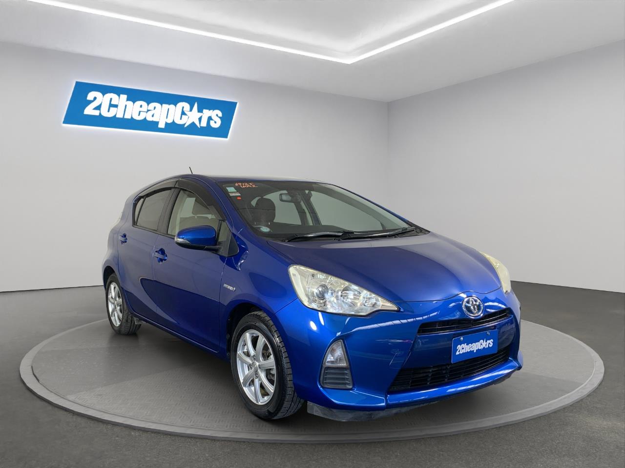 2013 Toyota Aqua G  SEE US FOR FINANCE! BUY NOW PAY IN 6 MONTHS!*