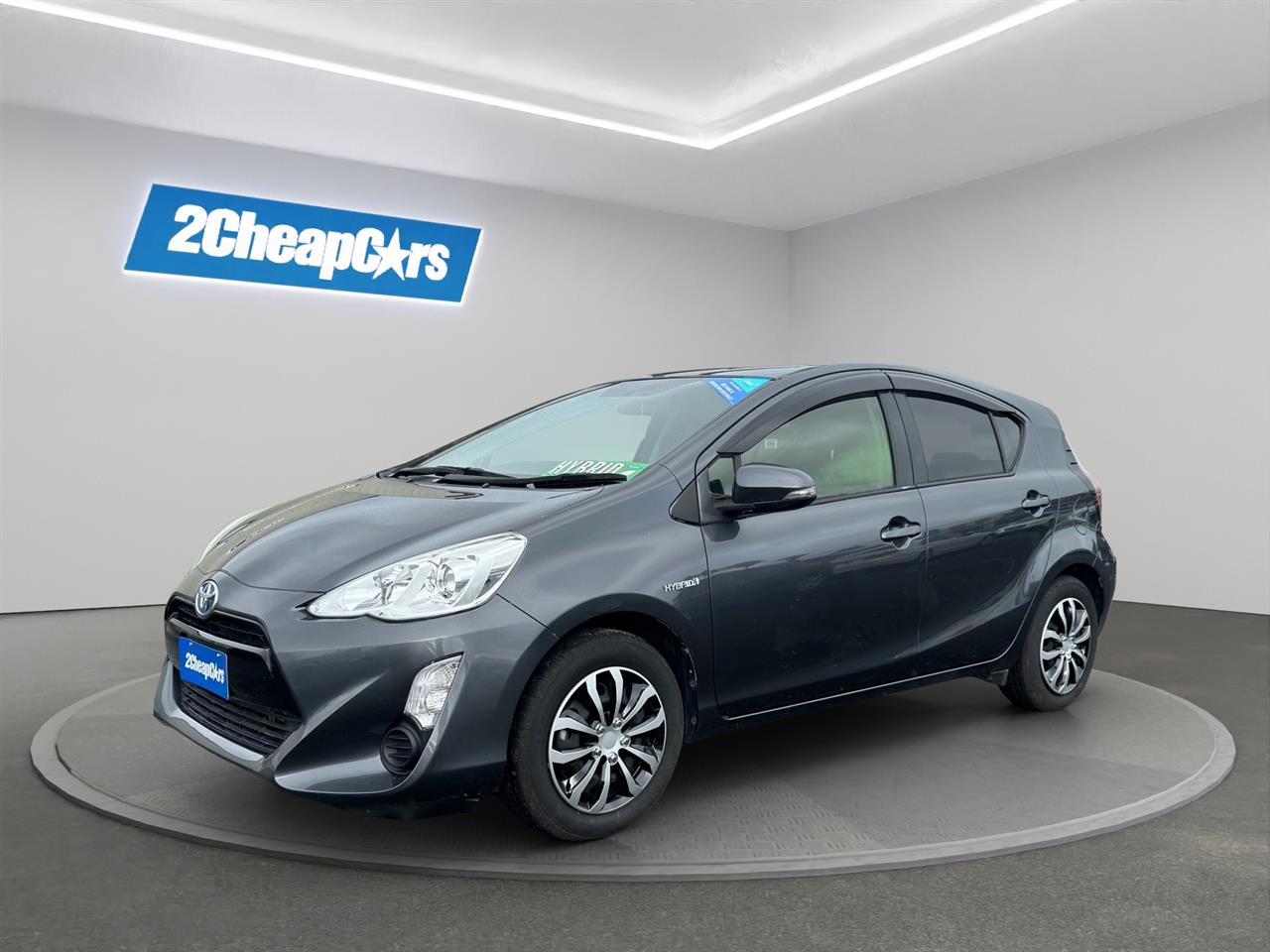 2017 Toyota Aqua Facelift Model S Hatchback