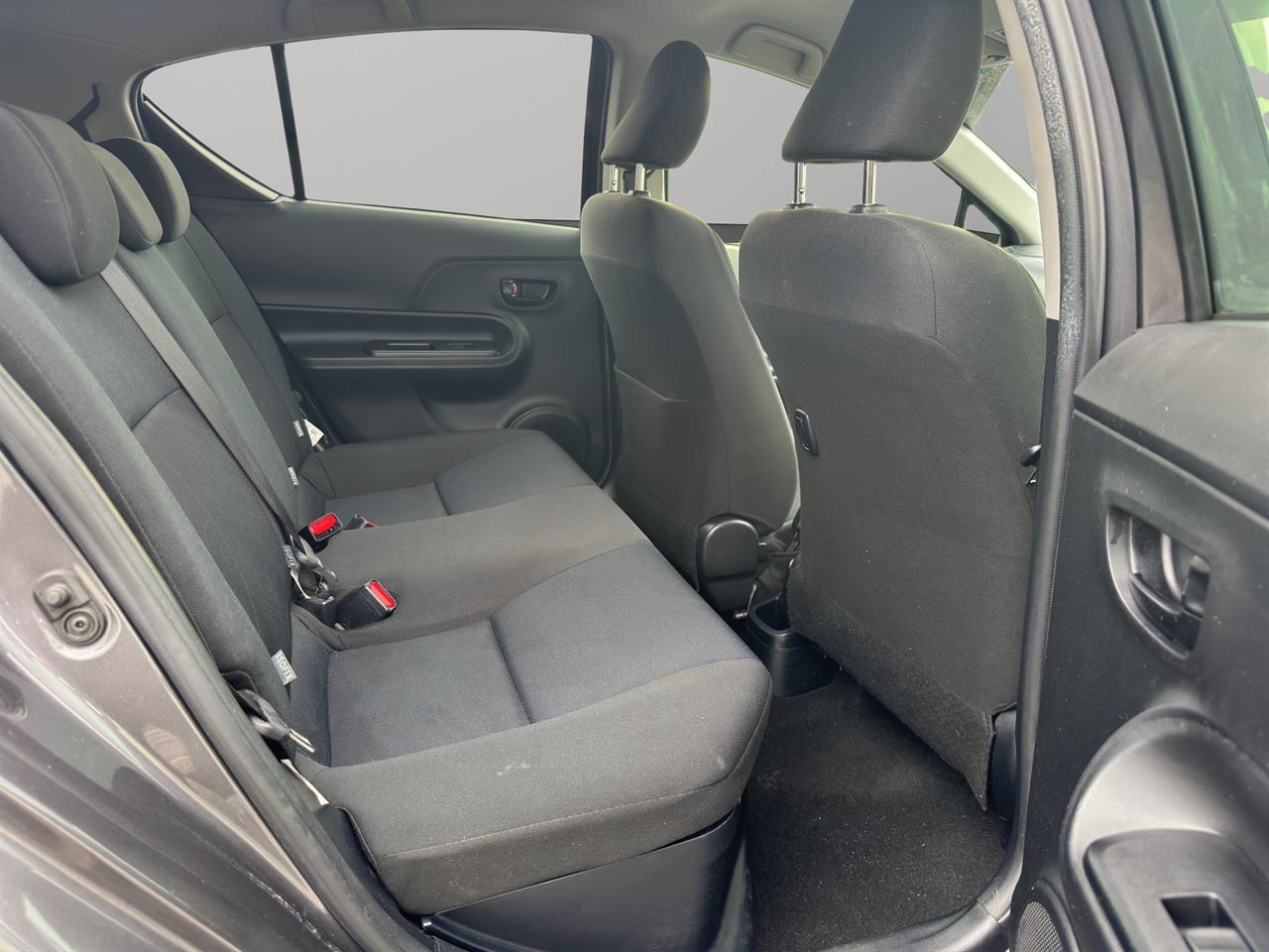 2017 Toyota Aqua Facelift Model S Hatchback GREAT SPACE + GREAT FUEL EFFICIENCY