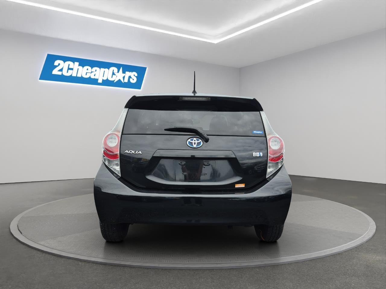 2013 Toyota Aqua  Hatchback SEE US FOR FINANCE! BUY NOW PAY IN 6 MONTHS!*