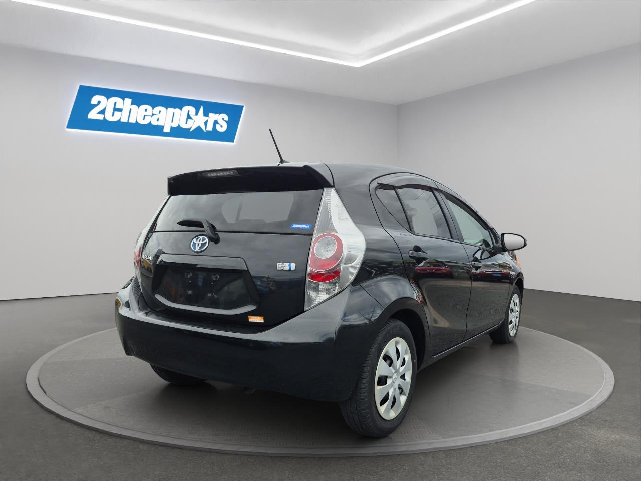 2013 Toyota Aqua  Hatchback SEE US FOR FINANCE! BUY NOW PAY IN 6 MONTHS!*