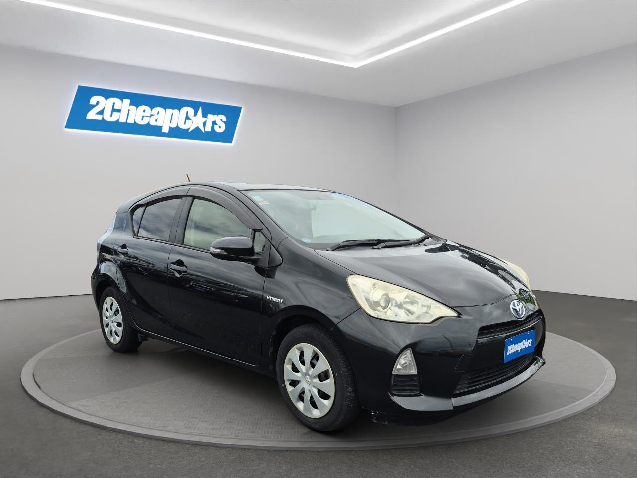 2013 Toyota Aqua  Hatchback SEE US FOR FINANCE! BUY NOW PAY IN 6 MONTHS!*