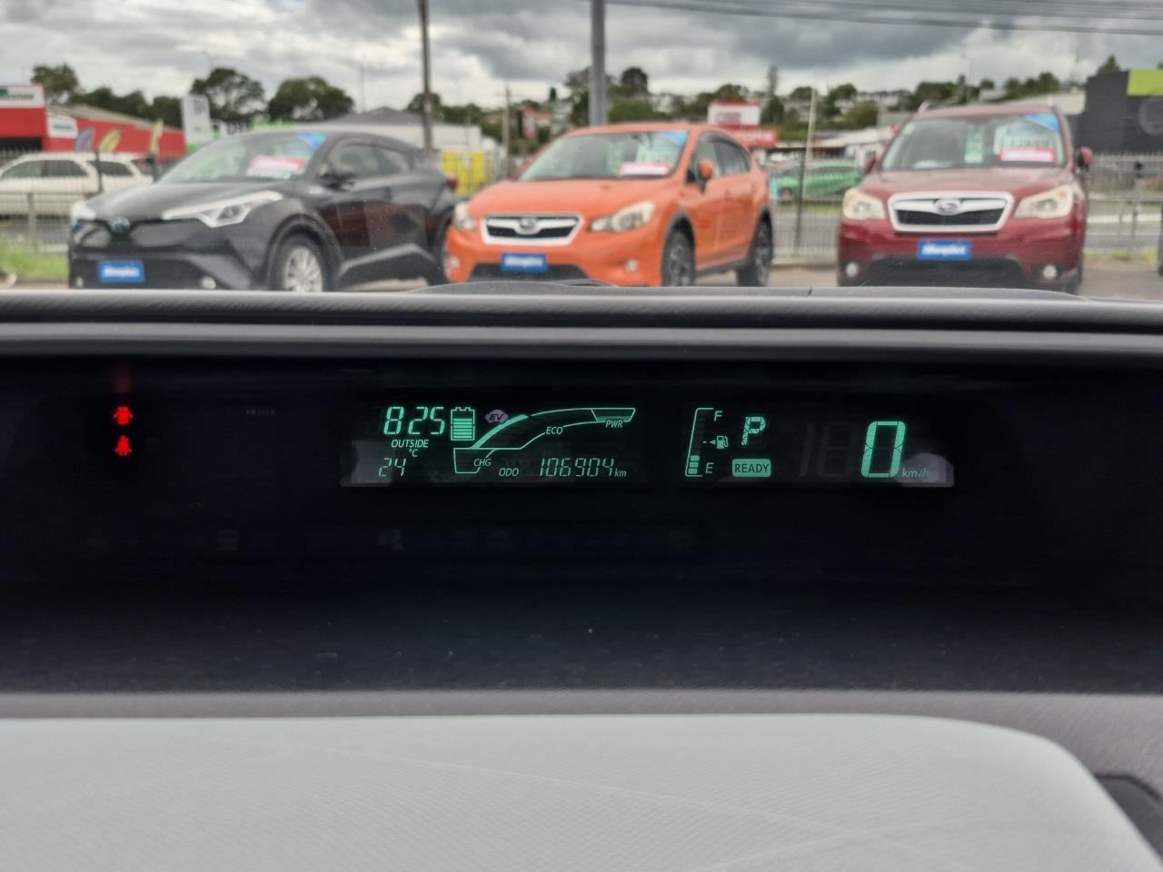 2013 Toyota Aqua  Hatchback SEE US FOR FINANCE! BUY NOW PAY IN 6 MONTHS!*