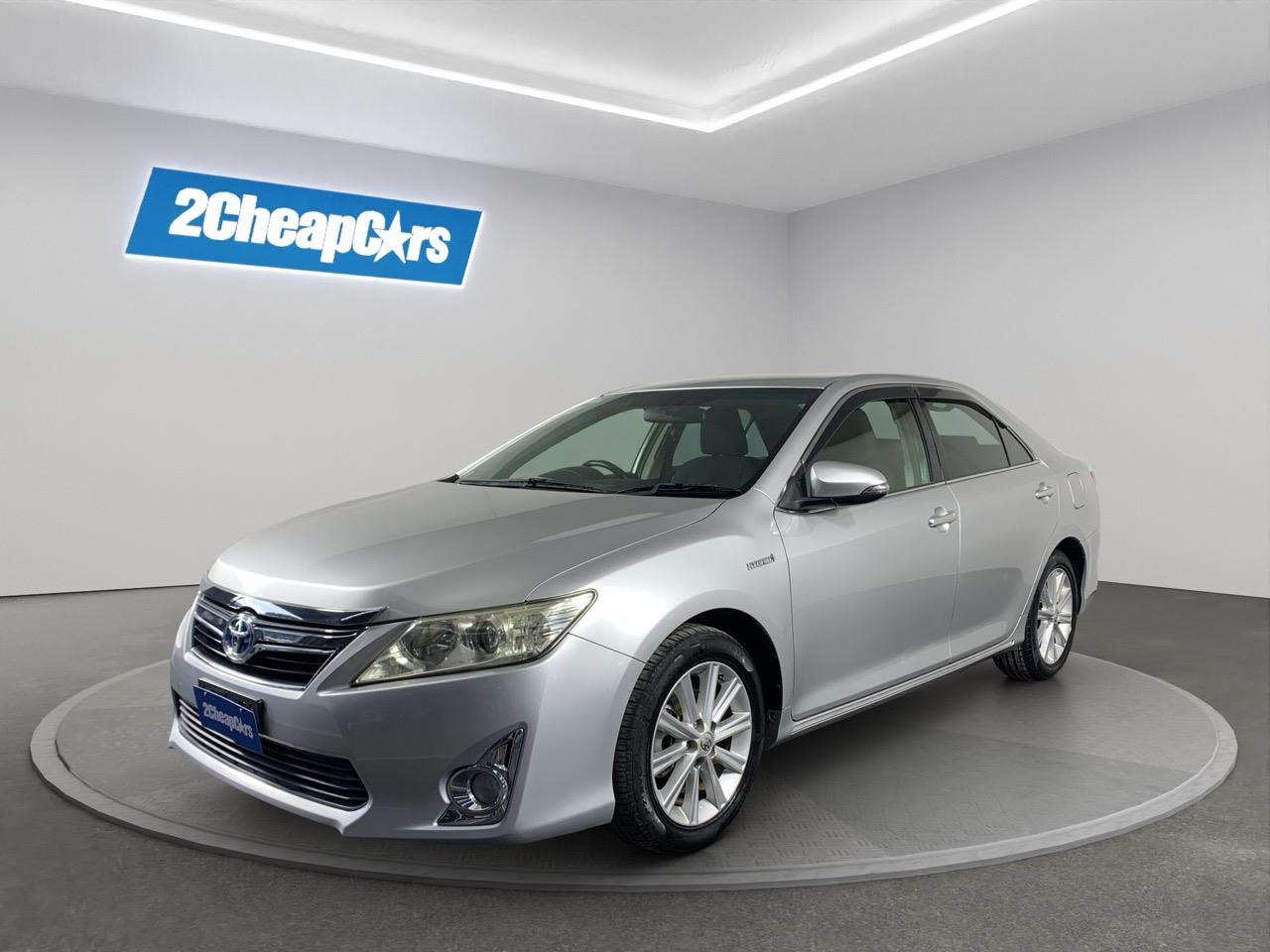 2013 Toyota Camry Hybrid Sedan