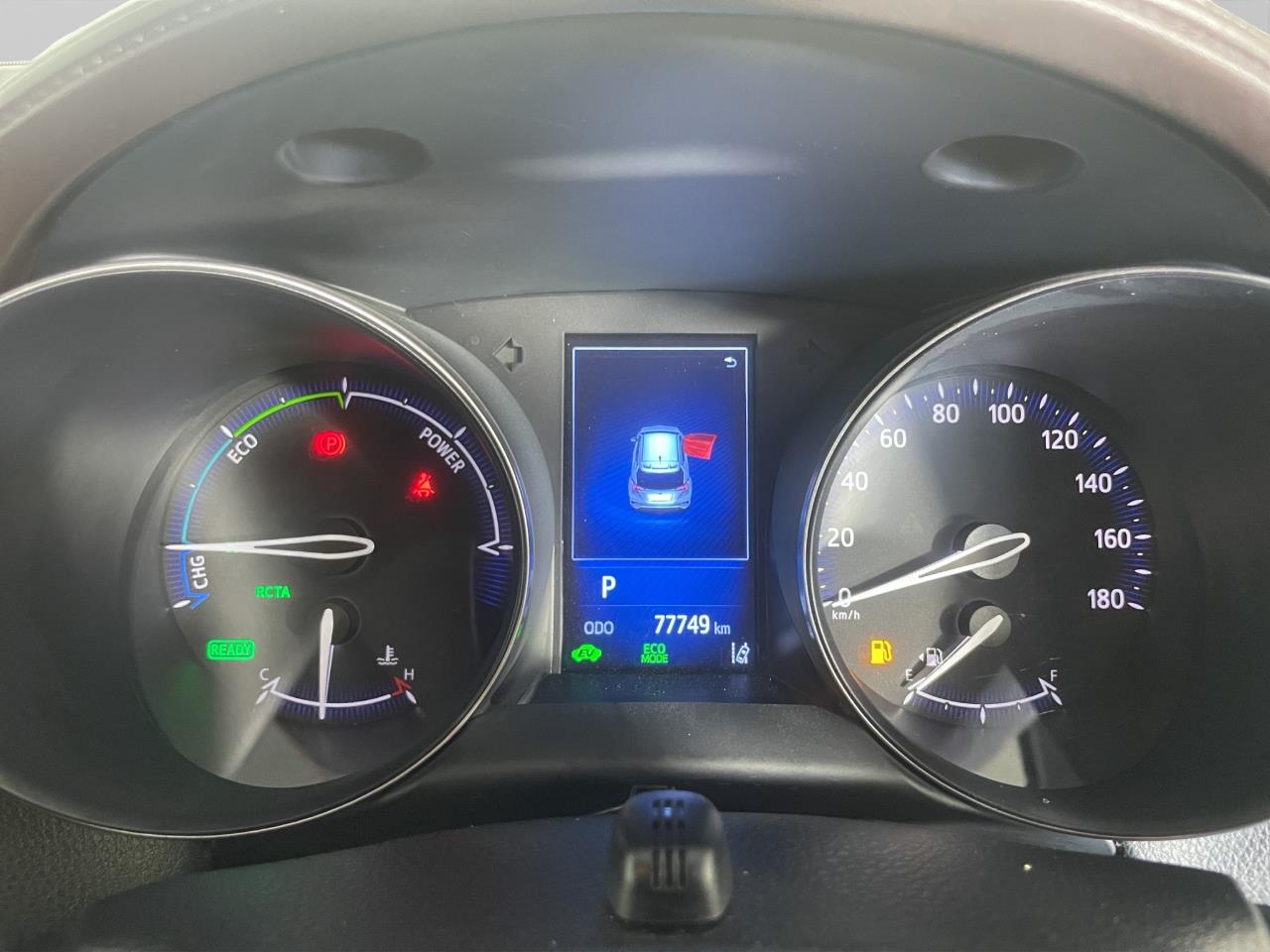 2017 Toyota C-HR HYBRID G LEATHER EDITION RV/SUV REVERSING CAMERA + HEATED SEATS + CRUISE CONTROL