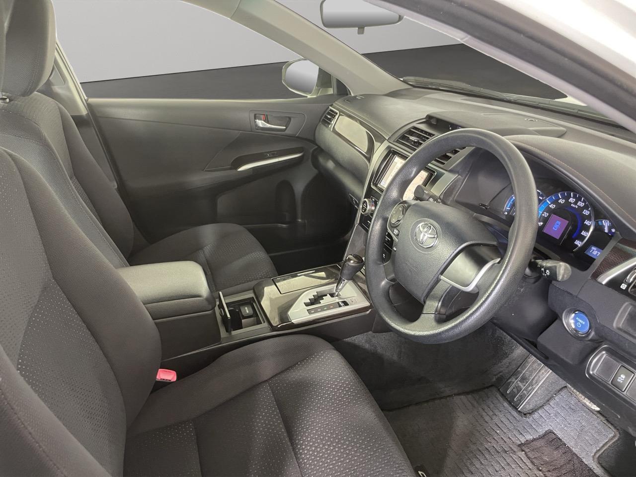 2012 Toyota Camry Hybrid Sedan REVERSING CAMERA + PUSH SRART + AUTO LIGHTS