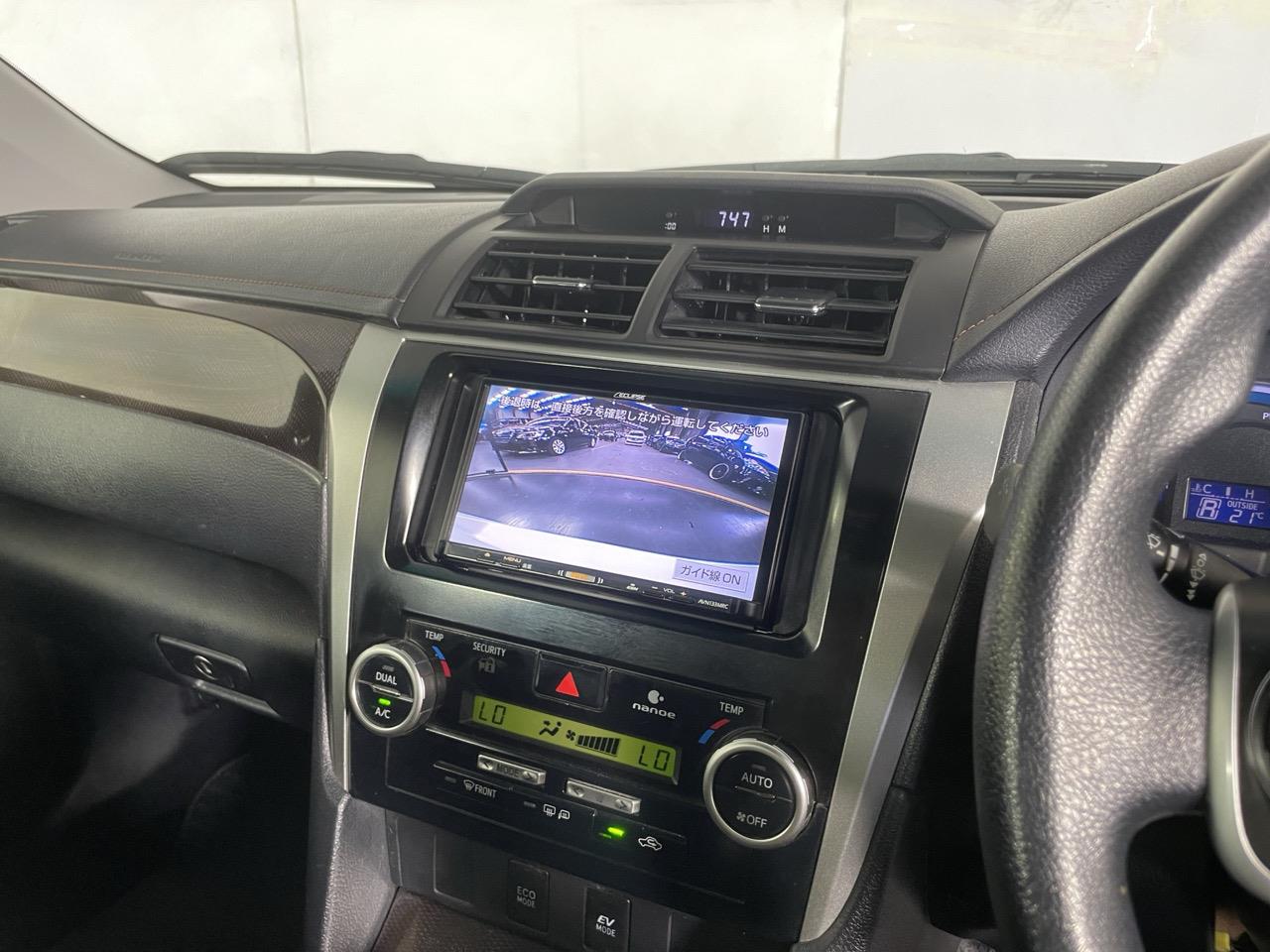 2012 Toyota Camry Hybrid Sedan REVERSING CAMERA + PUSH SRART + AUTO LIGHTS