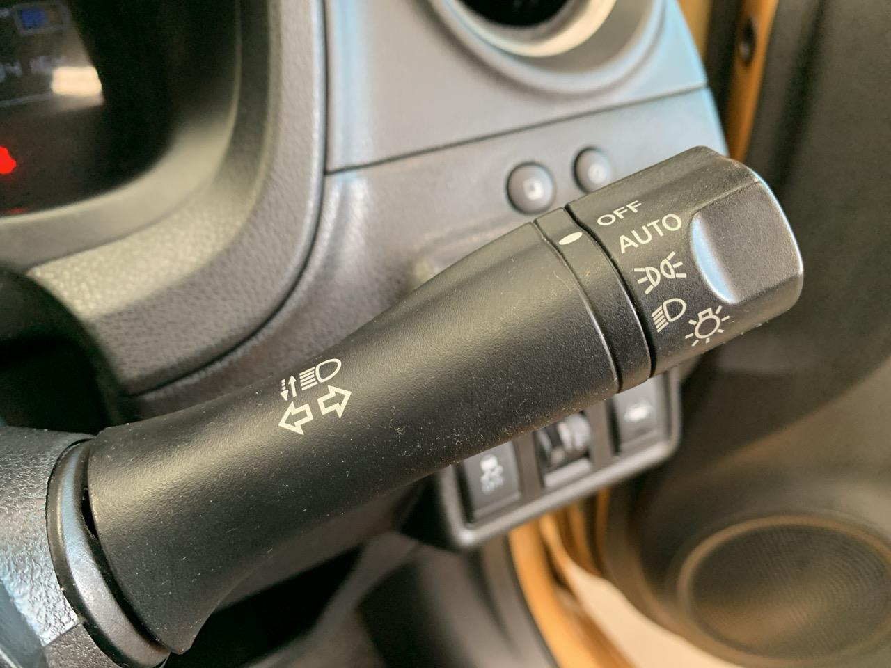 2017 Nissan Note e-power Hatchback PARKSING SENSORS + PUSH BUTTON START + AUTO LIGHTS