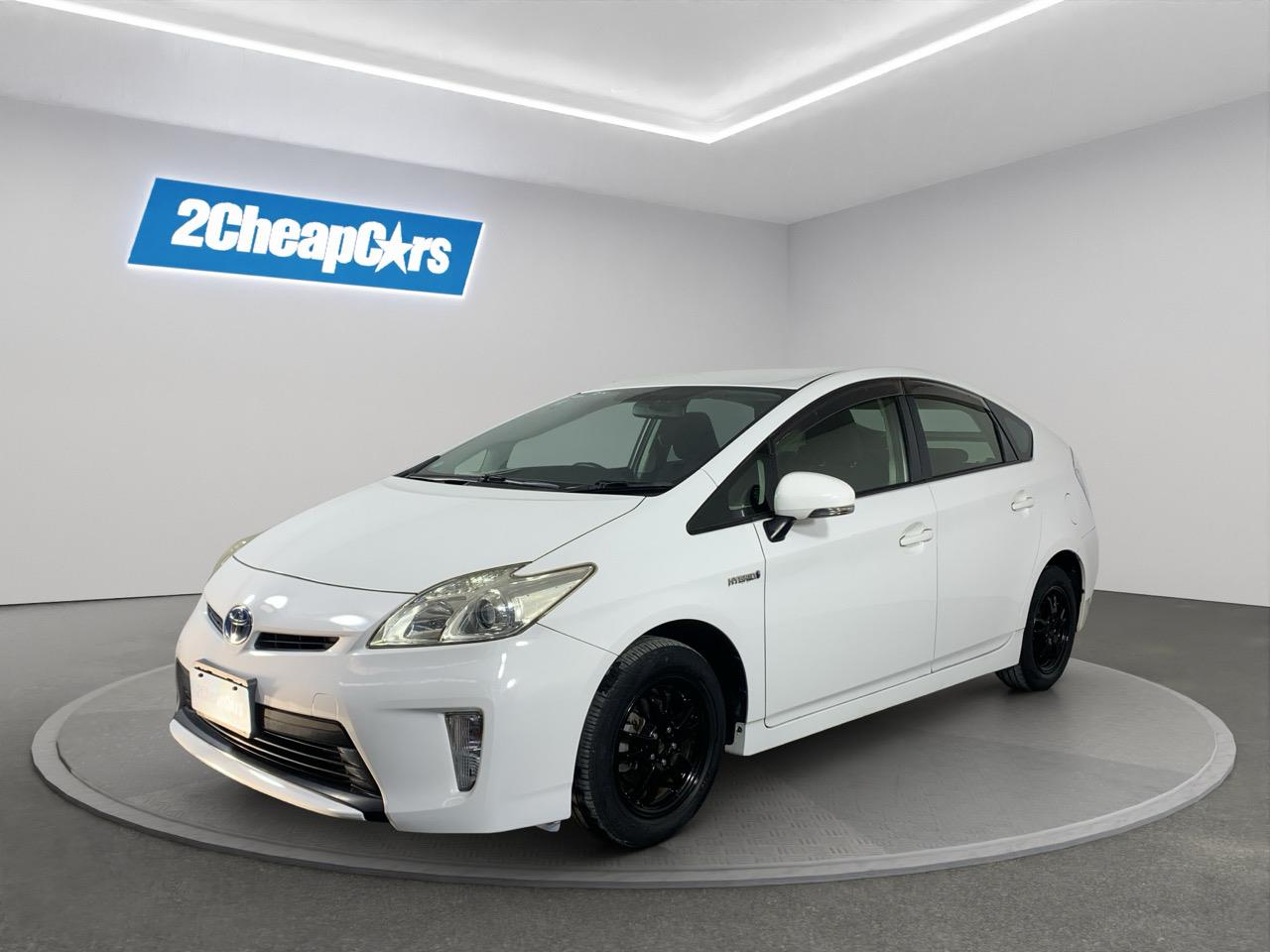 2014 Toyota Prius Hybrid Hatchback