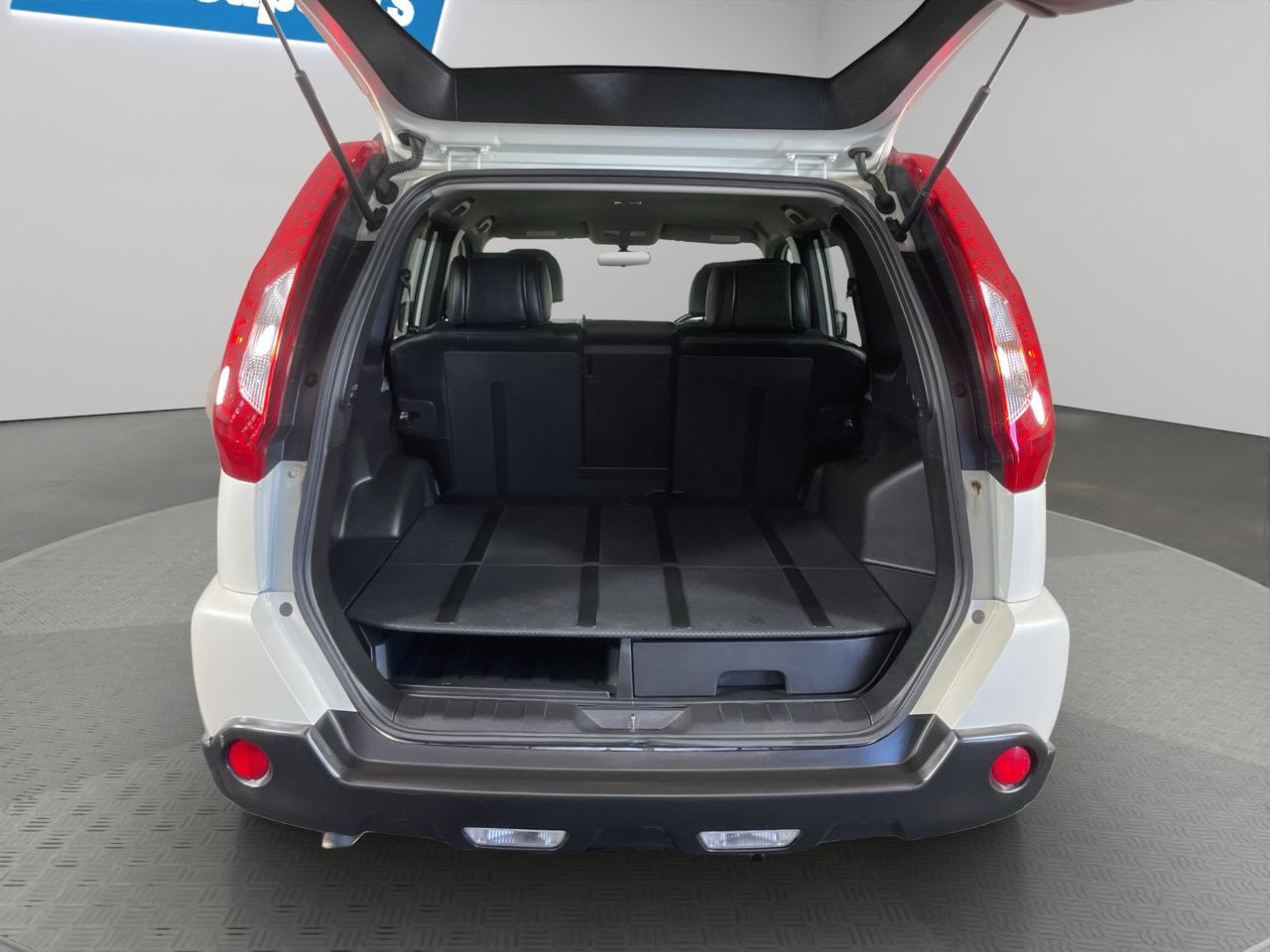 2012 Nissan X-TRAIL 20X 4WD RV/SUV AWD + AUTO LIGHTS + HEATED SEATS