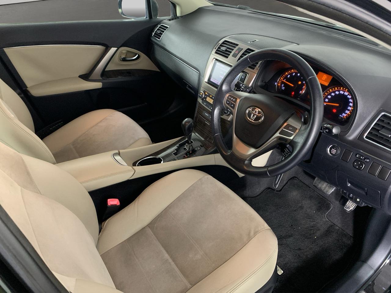 2013 Toyota Avensis WAGON Station Wagon CRUISE CONTROL + REVERSING CAMERA + TIPTRONIC