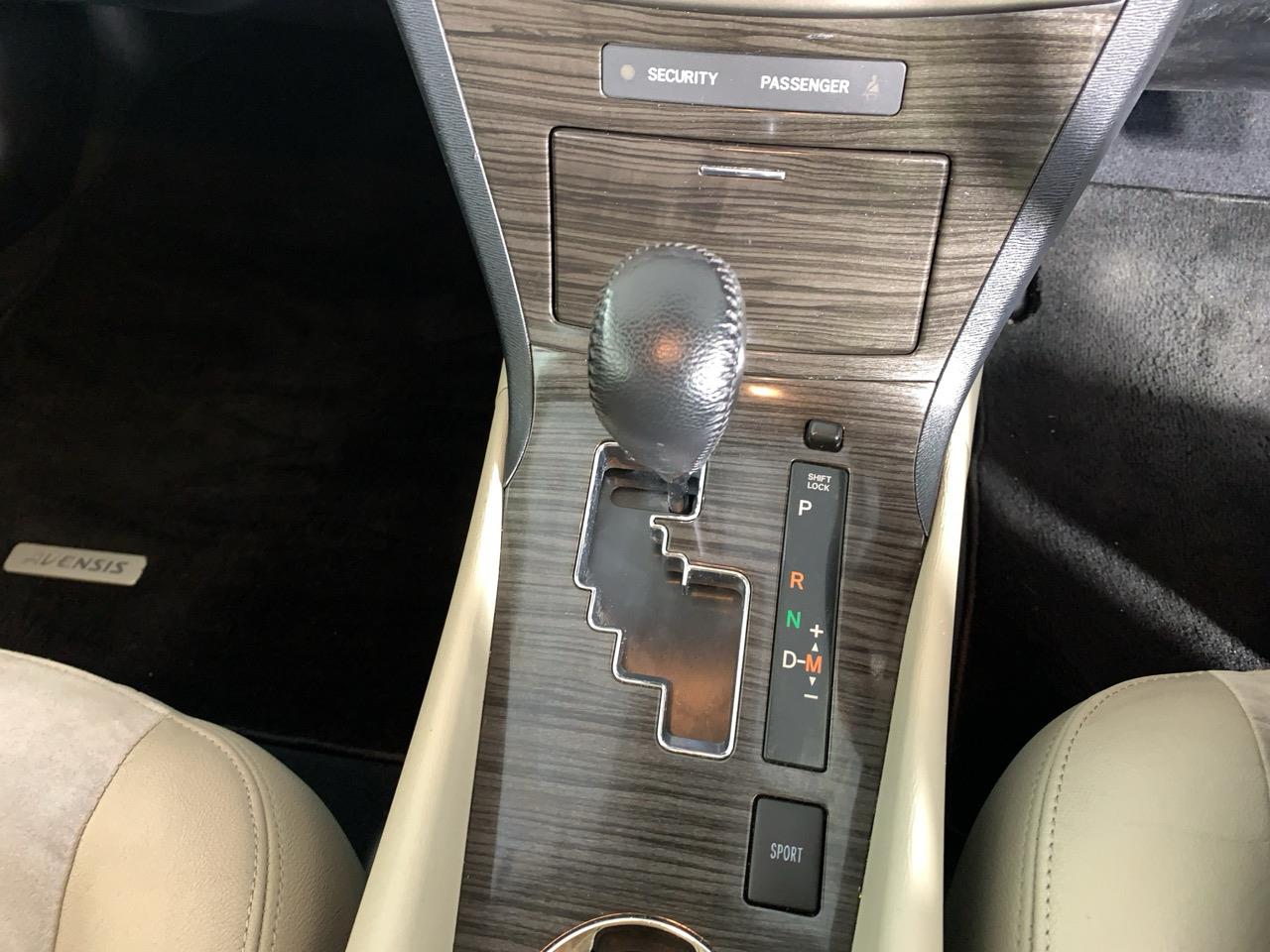 2013 Toyota Avensis WAGON Station Wagon CRUISE CONTROL + REVERSING CAMERA + TIPTRONIC