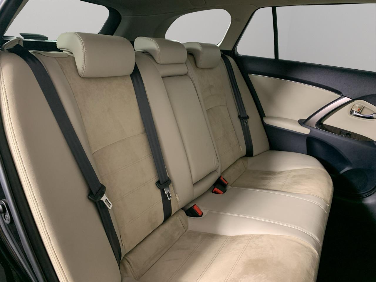 2013 Toyota Avensis WAGON Station Wagon CRUISE CONTROL + REVERSING CAMERA + TIPTRONIC