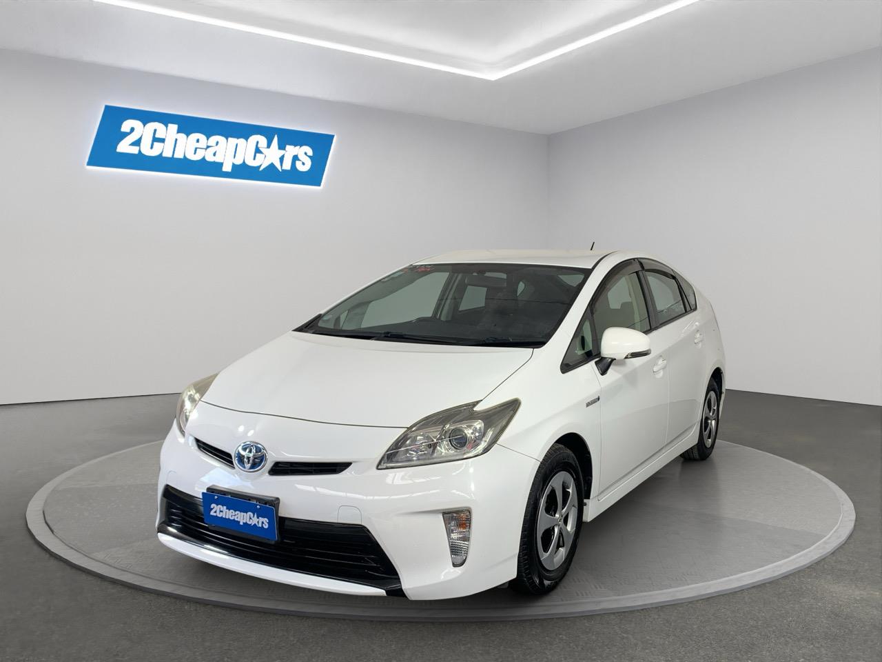 2014 Toyota Prius G Hatchback