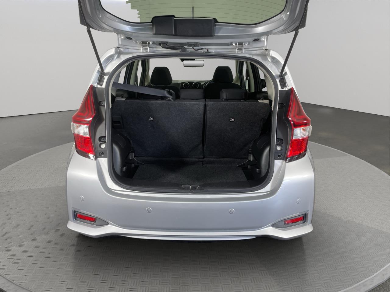 2018 Nissan Note e-power Hatchback REVERSING CAMERA + PARKING SENSORS + PUSH START