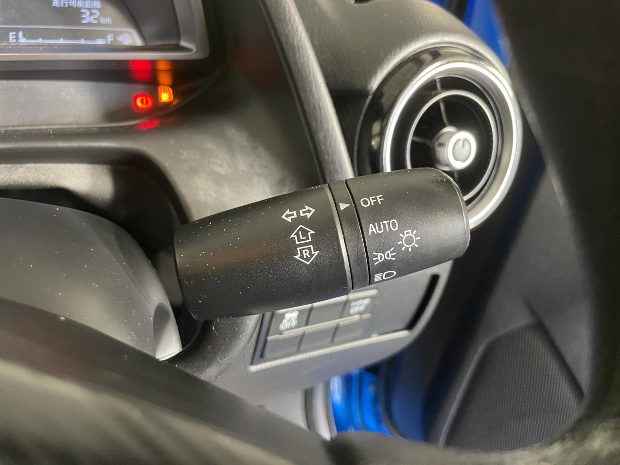 2015 Mazda Demio 2 New Shape Skyactive Hatchback LOW KM + REVERSING CAMERA + AUTO LIGHTS