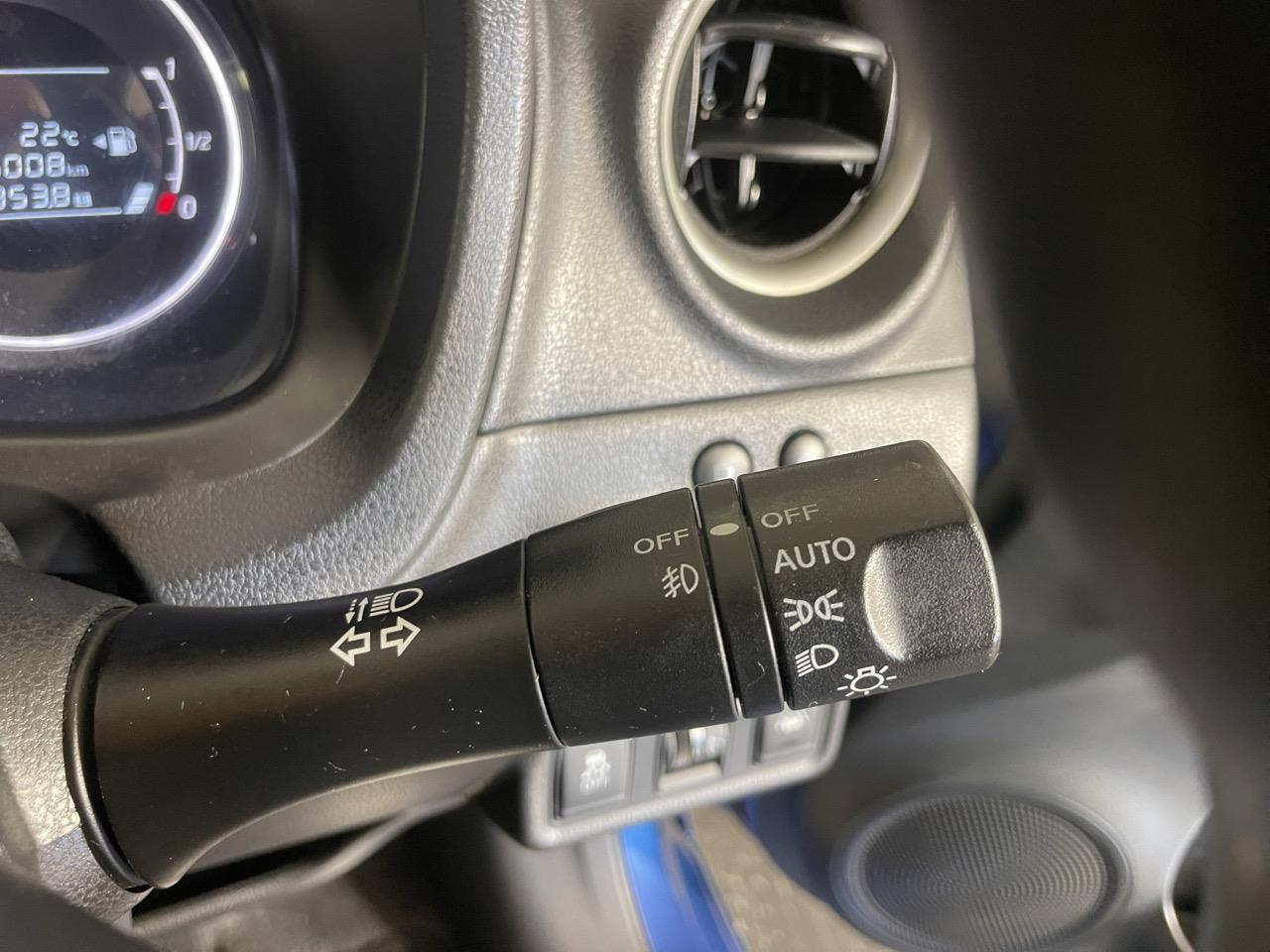 2015 Nissan Note 1.2 X Emergency Brake Package Hatchback LOW KMS + REVERSING CAMERA + AUTO LIGHTS