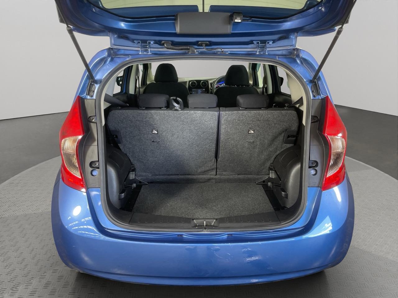 2015 Nissan Note 1.2 X Emergency Brake Package Hatchback LOW KMS + REVERSING CAMERA + AUTO LIGHTS