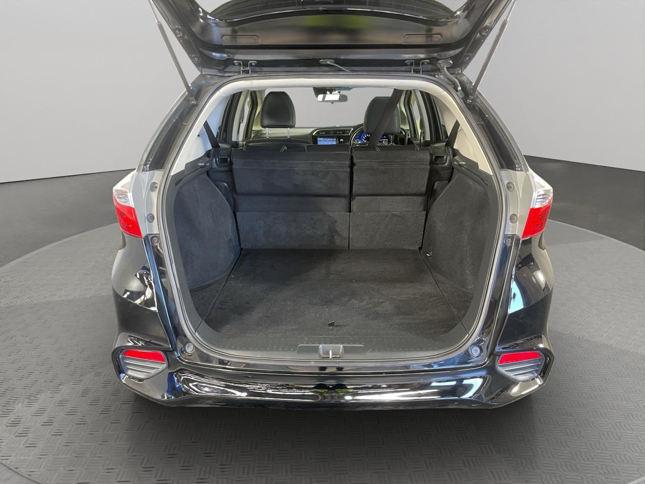 2016 Honda Shuttle HYBRID Z Station Wagon REVERSING CAMERA + CRUISE CONTROL