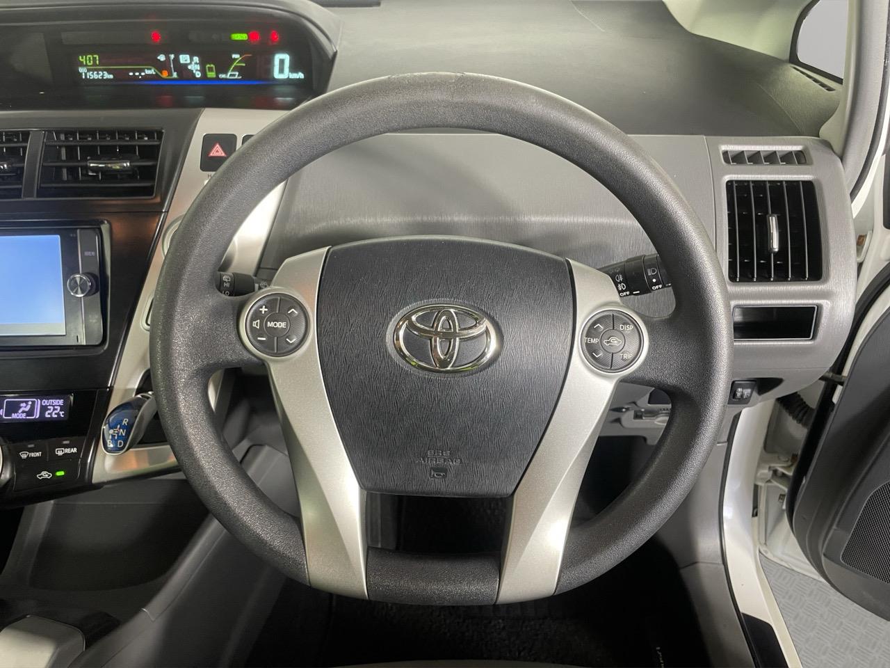 2012 Toyota Prius Alpha S 7 Seaters Station Wagon REVERSING CAMERA + AUTO LIGHTS + PUSH BUTTON START